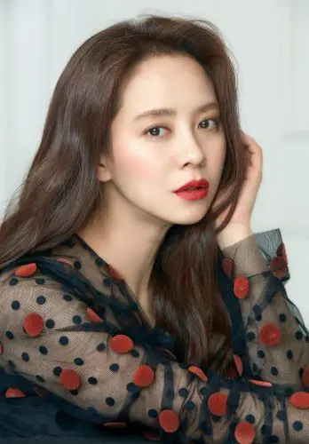 Song Ji Hyo